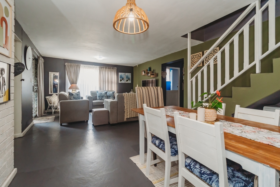 5 Bedroom Property for Sale in Blanco Western Cape